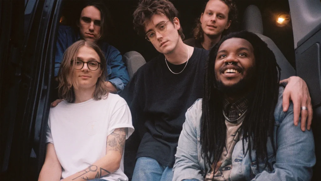 Hippo Campus & Hotline TNT